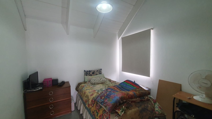 4 Bedroom Property for Sale in Lampiesbaai Western Cape